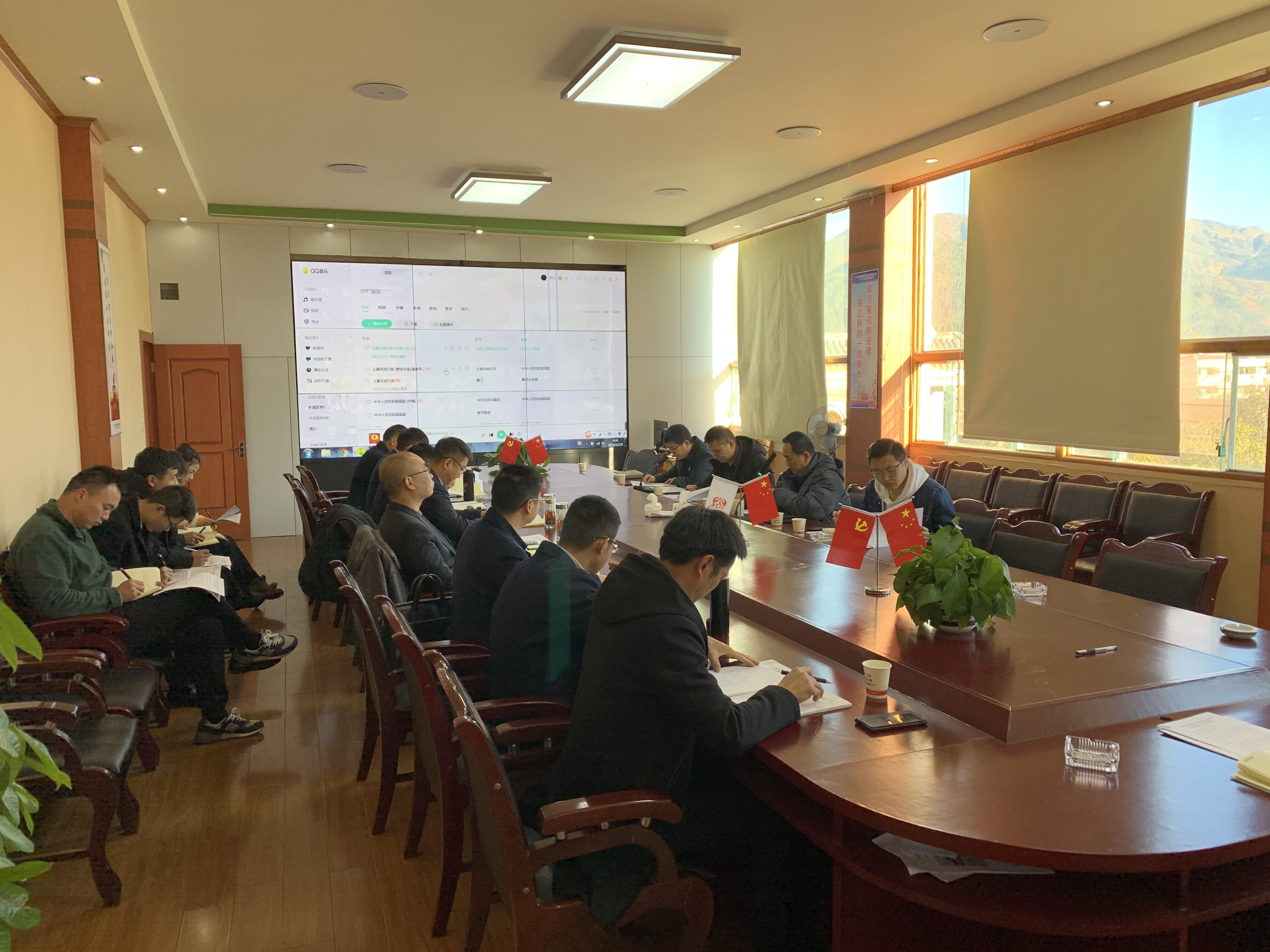 夯實基層黨建工作，筑牢廉潔思想防線——橋隧分公司黨支部深入項目一線開展黨建工作學習活動