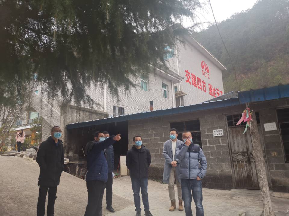 公司黨委委員、工會(huì)主席鄭植赴德會(huì)高速TJ1項(xiàng)目調(diào)研指導(dǎo)防疫及復(fù)工工作